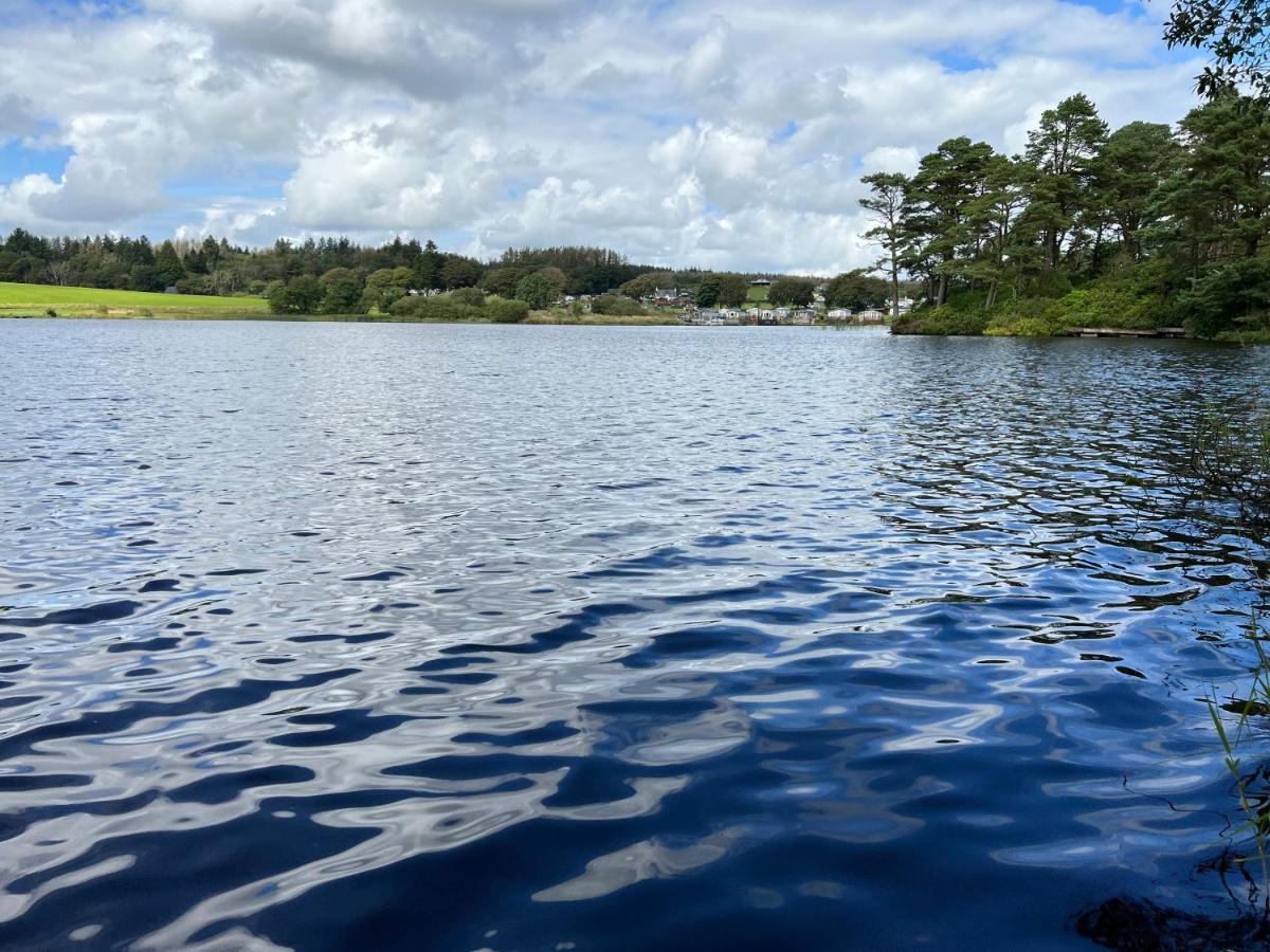 Jungle House No.26 At Three Lochs Holiday Park Newton Stewart Exteriör bild