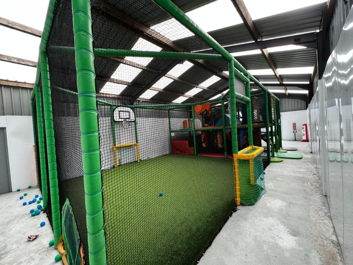 Jungle House No.26 At Three Lochs Holiday Park Newton Stewart Exteriör bild